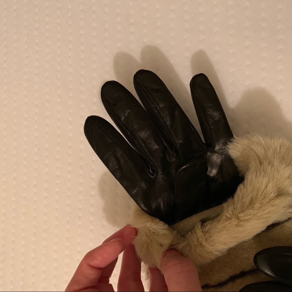 Beautiful Anthropologie Gloves- genuine leather! - Picture 4 of 6